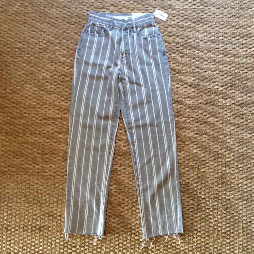 Women’s 22 grey, striped PacSun jeans